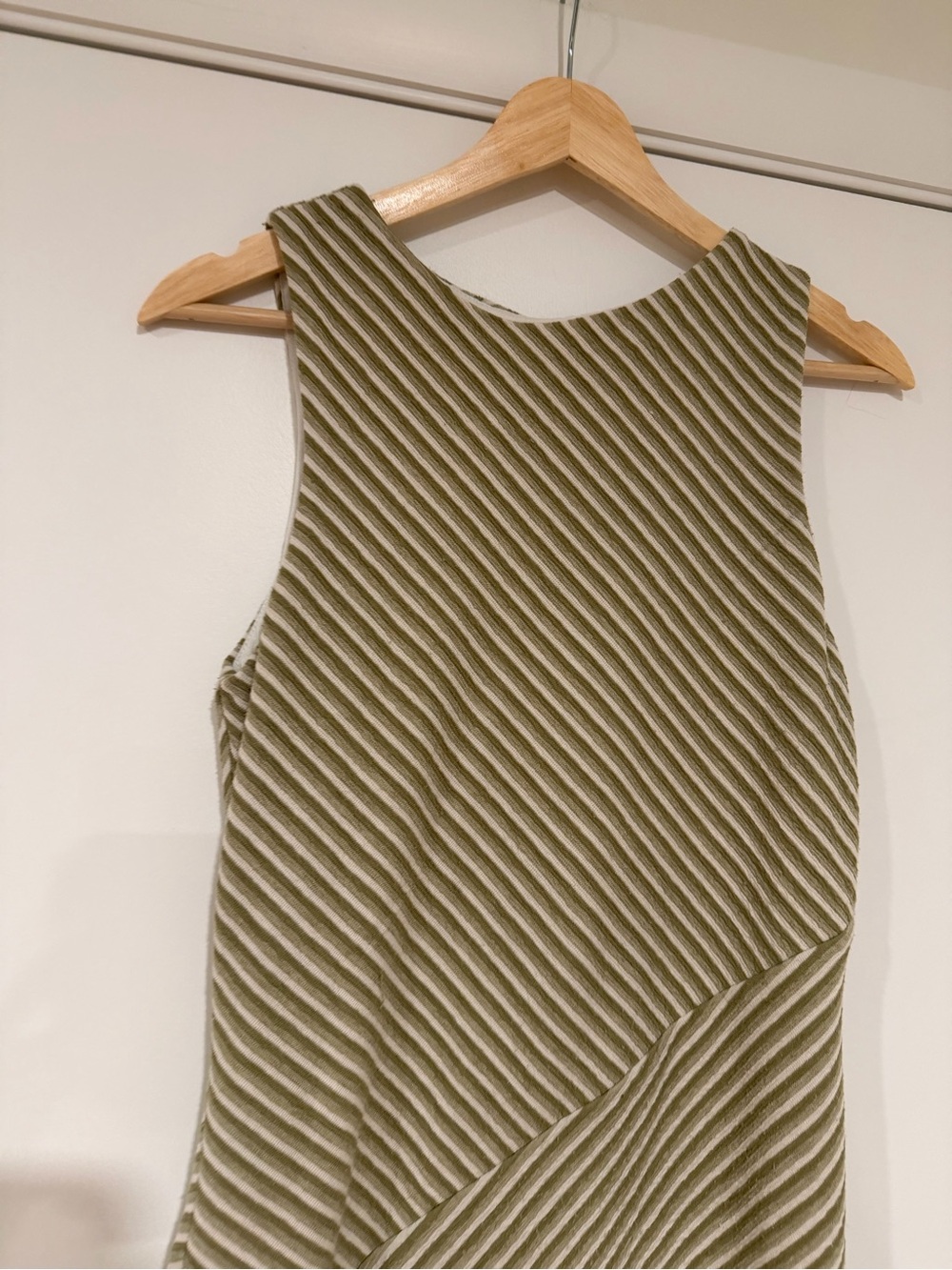 Mon Renn • Sage Ripple Dress - Picture 5 of 9